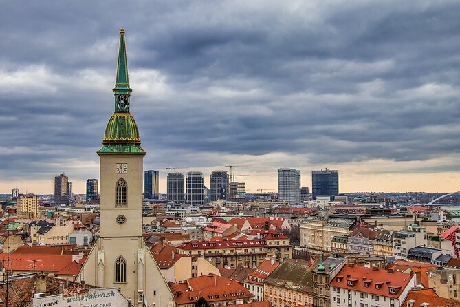 Small Group Half Day Tour from Vienna to Bratislava - The short first stop, then a fast shift into Slovakia