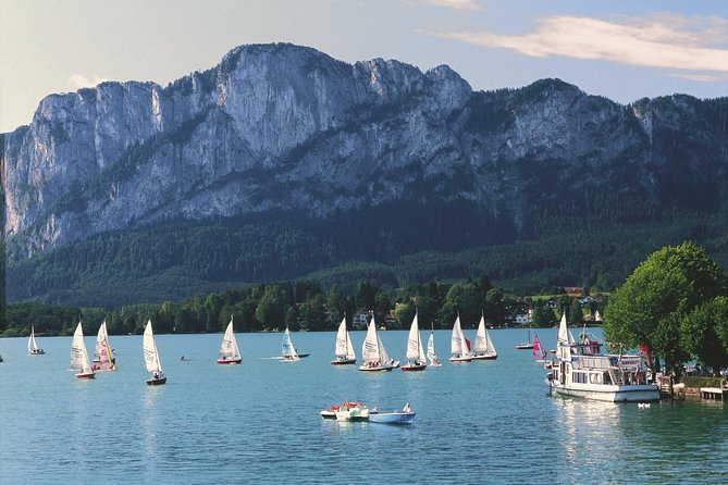 Sound of Movies: Musical Tour to Salzburg from Vienna - Strengberg: the first break on the road
