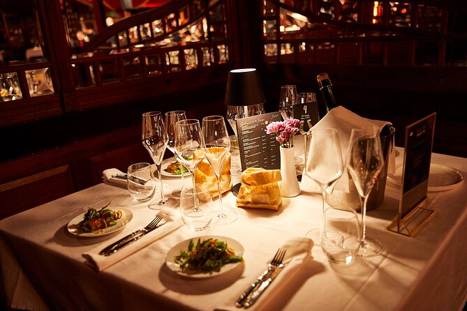 Strauss Dinner Show - Seating, Visibility, and the Mirage Layout: The One Thing You Should Not Ignore