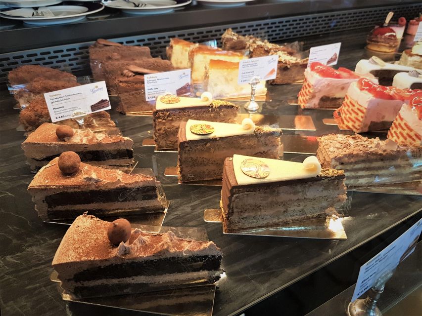 Sweet Vienna Tour: Home of Cakes and Cafe Culture - Why the guide style matters on a story tour