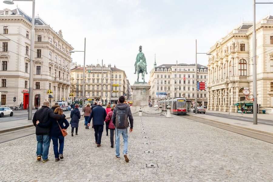 "The Third Man" Film Location Tour - When film tricks meet real streets: sewers, made choices, and the Dutch Tilt
