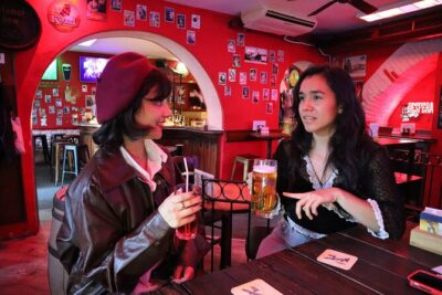 Thursday Night Pub Crawl for Professionals in Vienna, Austria