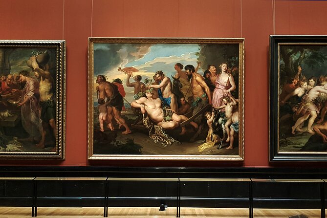 Unconventional Privat Tour of the Art History Museum (Kunsthistorisches Museum):"Masterpieces and Beauties. A Museum Tour Focused on Beauty" - Ancient Egyptian sarcophagi: when beauty myths borrow from real objects
