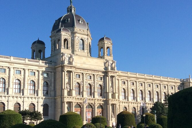 Unconventional Privat Tour of the Art History Museum (Kunsthistorisches Museum):"Masterpieces and Beauties. A Museum Tour Focused on Beauty" - Greek sculpture rules, the golden ratio, and the idea of measurable attractiveness