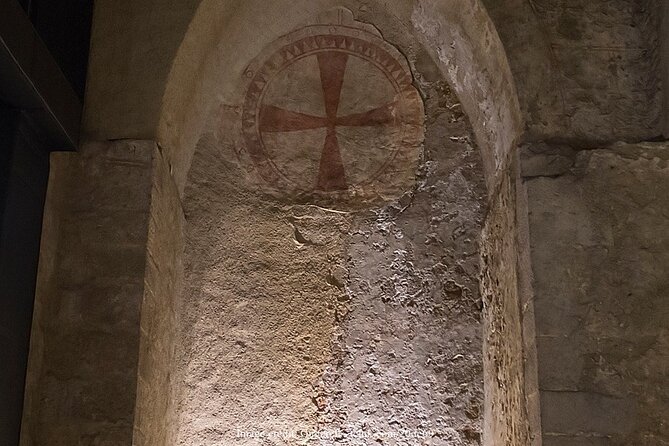 Underground 2.5h Tour with St. Stephen’s Cathedral Catacombs - Private group pace and built-in photo time
