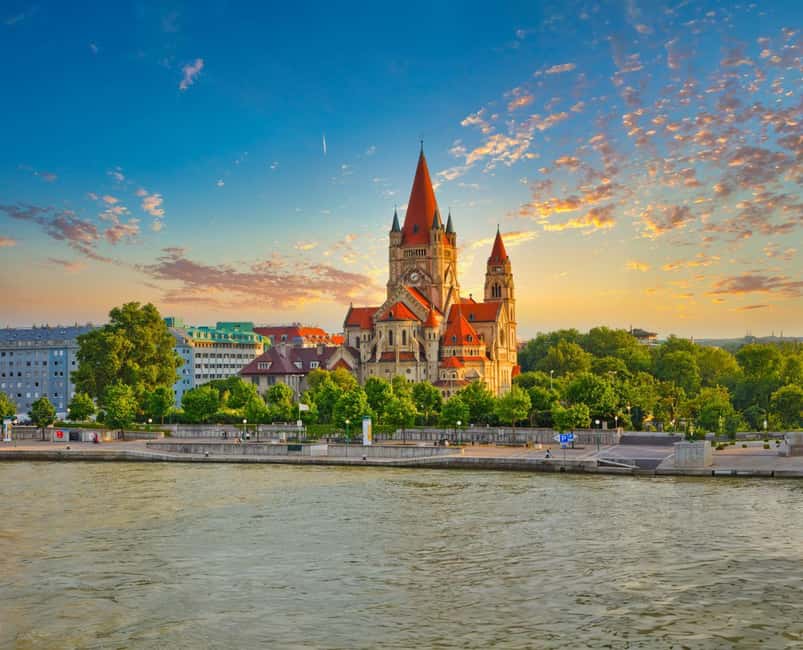Vienna: 2-hour Danube Panorama Tour - Stepping onto MS Vienna at Pier 6 (and what the staff sets up)