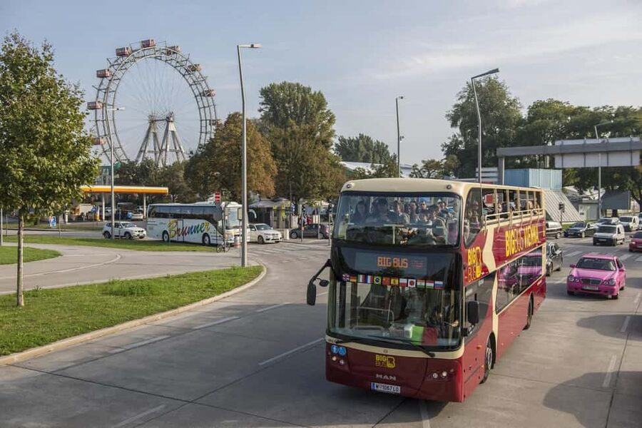 Vienna 3, 4 or 5-Attraction Pass: Schönbrunn, Belvedere, Bus - The logistics that can make or break your day: redeeming the voucher