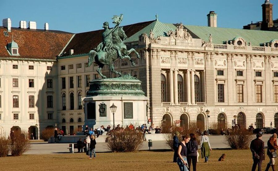 Vienna and Skip-the-Line Schönbrunn Palace Private Tour - Getting into Schönbrunn without the line stress