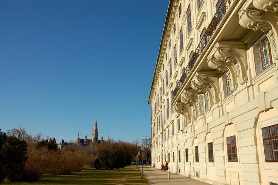 Vienna and Skip-the-Line Schönbrunn Palace Private Tour - Who this tour is best for, and who should rethink it