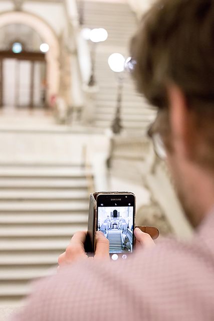 VIENNA AT NIGHT: PRIVATE PHOTO TOUR - Meeting at Universitätsring 1 and Why the First Location Matters