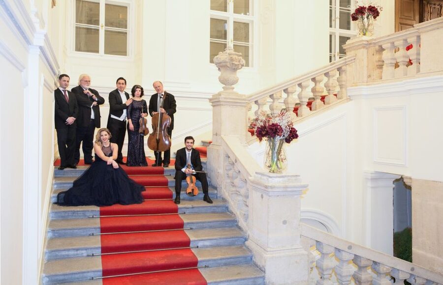 Vienna: Baroque Orchestra Concert and Dinner - Dinner at Café Landtmann, old-school Viennese comfort food
