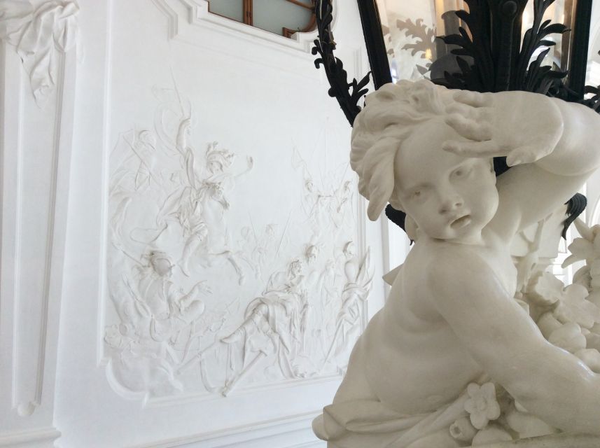Vienna Belvedere for Kids and Parents: Art Tour with Tickets - Practical tips so parents can enjoy it too
