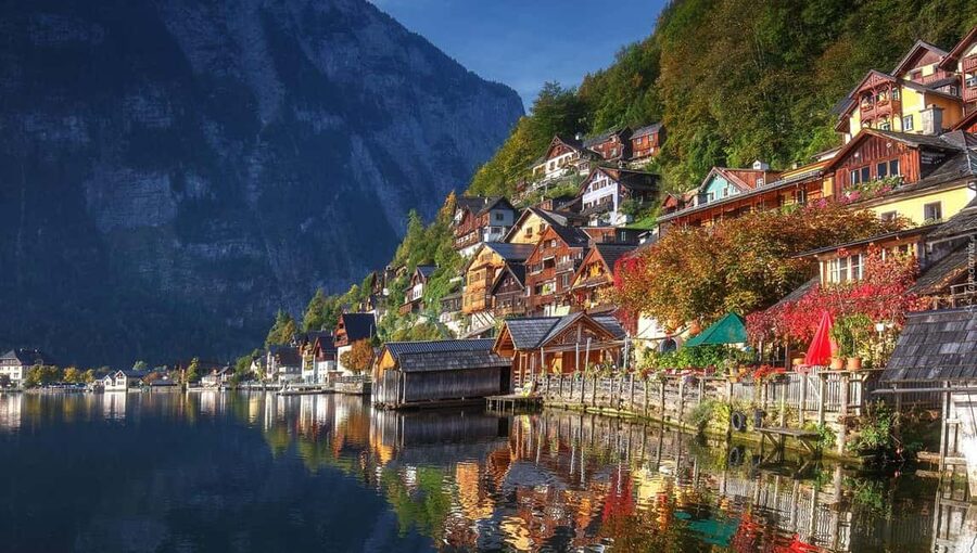Vienna/Bratislava: Day Trip to Hallstatt & Salzburg - Salzburg Old Town with Mirabell Gardens and Mozart’s Birthplace