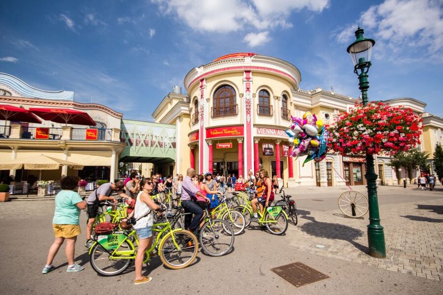 Vienna by Bike 3-Hour All-In-One City Bike Tour in English - Bike Comfort, Helmets, and the Pace That Keeps It Fun