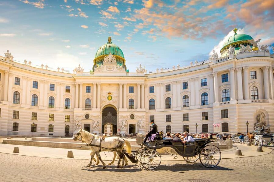 Vienna: Christmas Photoshoot with a Pro Photographer - Austrian Parliament, Rathaus, and Burgtheater, Gothic Details With City-Right-Now Energy