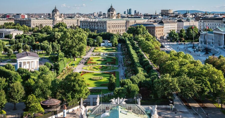 Vienna: City Highlights Guided Bike Tour - Heldenplatz: from public squares to the 1938 speech context