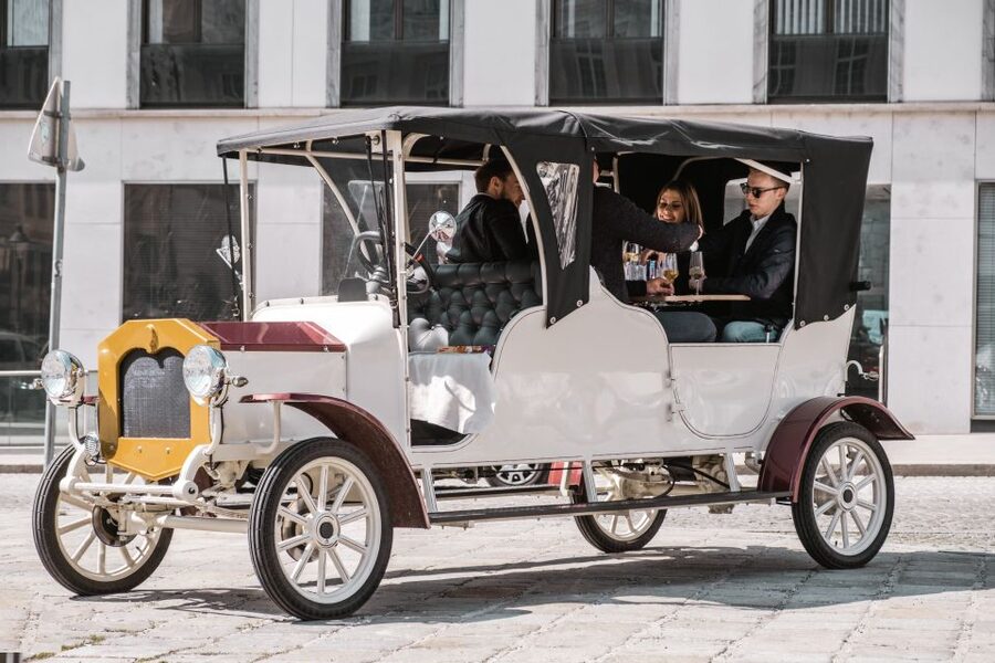 Vienna: City Sightseeing Tour in an Electro Vintage Car - Price and value: $116 per group up to 5 is the math you should do