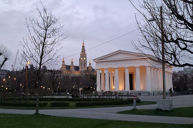 Vienna City Walk 3h - Unpacked & Hidden Places (DE/EN) - Pestsäule (Colonna della Peste) and Peterskirche: plague symbolism and Baroque showmanship