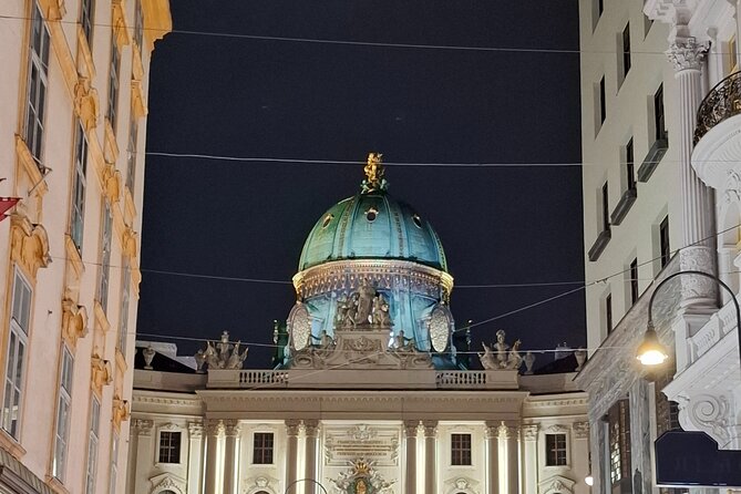 Vienna City Walk 3h - Unpacked & Hidden Places (DE/EN) - Stephansdom legends and what ticket timing means