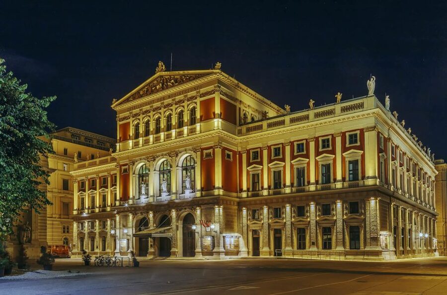 Vienna: Classical Concert in the World-Famous Musikverein - The music: Mozart and Haydn, then Vivaldi’s Four Seasons