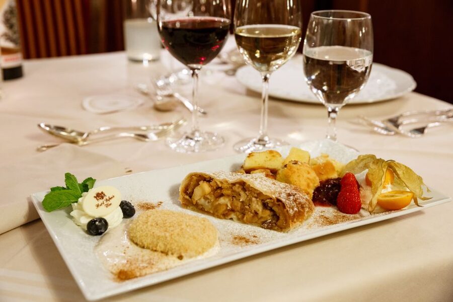 Vienna: Culinary Experience at Restaurant Stefanie - Drinks included: what that means for value and pacing