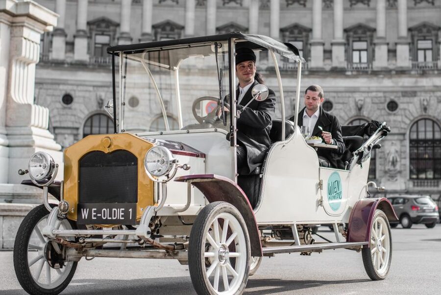 Vienna: Culinary Sightseeing Tour in an Electric Vintage Car - Stop 2 at Figlmüller: original veal schnitzel with roast potatoes