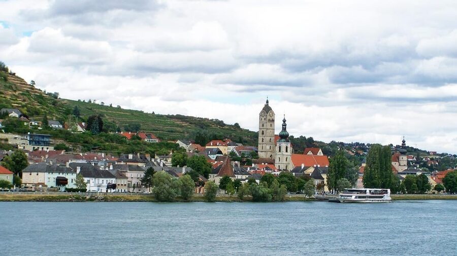 Vienna: Day Tour to Wachau Valley - Krems Old Town and Wine Territory: Steiner Tor, Cobblestones, and Castle-Laced Views