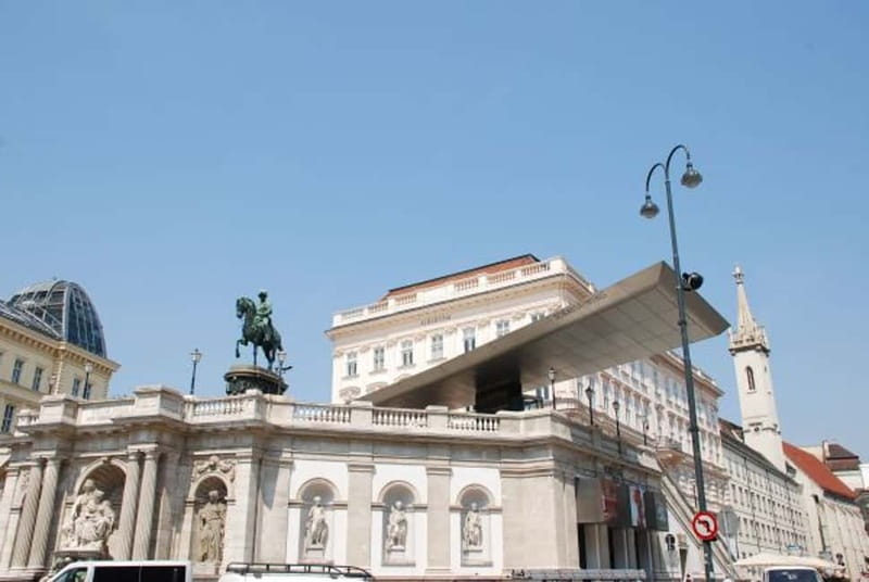 Vienna: Essential History Walking Tour - Starting at Loos Haus, where the walk becomes a timeline