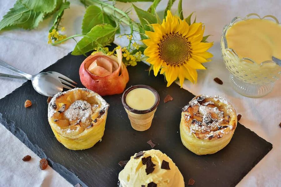 Vienna: Food tasting tour of Hidden Gems (Small Groups) - Stop 1, the local bakery break for Punschkrapfen