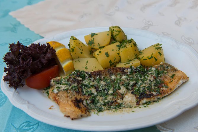 Vienna Food Walk: A Self-Guided Audio Tour - What you do during the walk: appetizers, main course, and dessert pacing