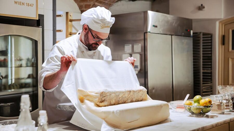 Vienna: Gerstner KuK Hofzuckerbäcker Baking Show & Tasting - Key highlights in plain terms