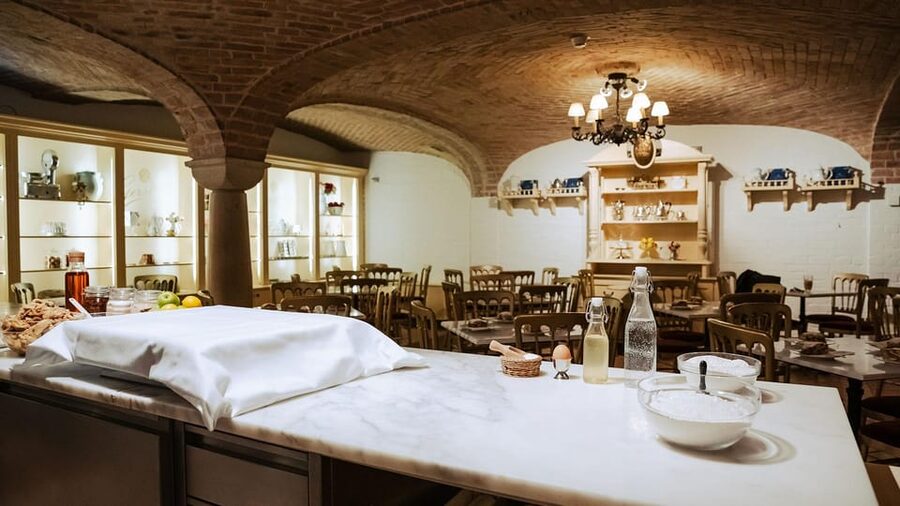 Vienna: Gerstner KuK Hofzuckerbäcker Baking Show & Tasting - Should You Book This Strudel Show?