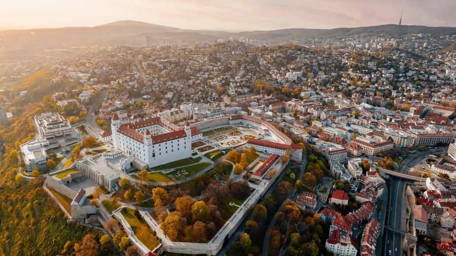 Vienna: Guided Bratislava & Devín Castle Tour via Hainburg - Food, snacks, and the Slovak tasting moment
