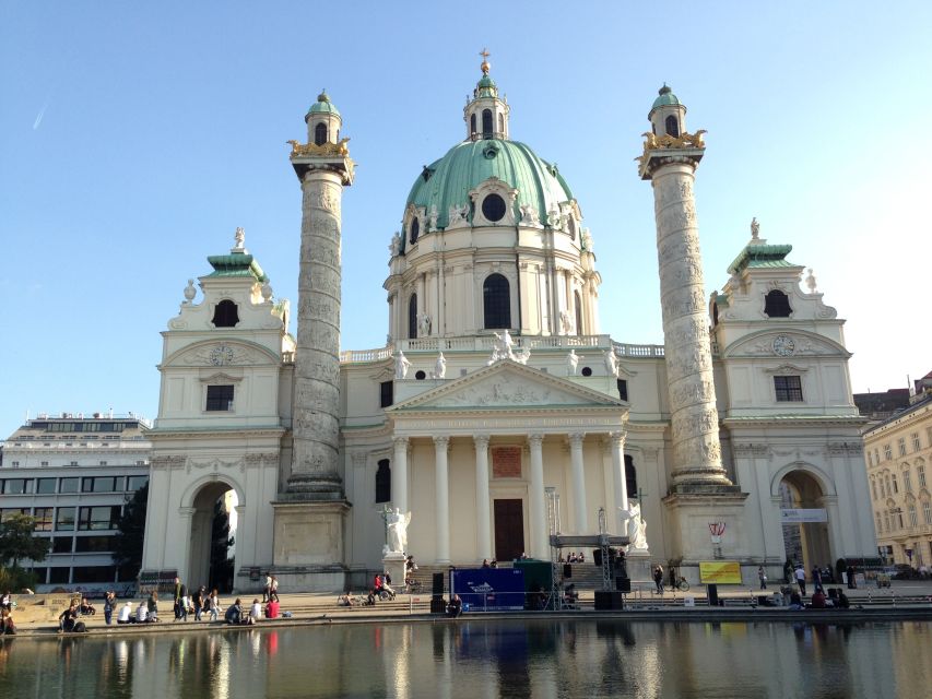 Vienna: Guided E-Bike Tour - Getting started at Franz-Josefs-Kai 45