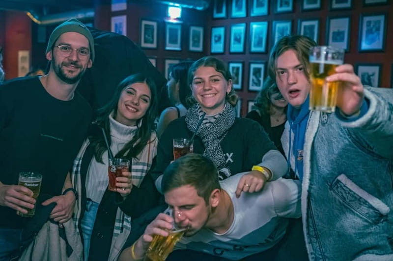 Vienna: Guided Pub Crawl with Club Entry - Final Stop: Club Entry at ra’mien, Ramien, Loco, or O-der