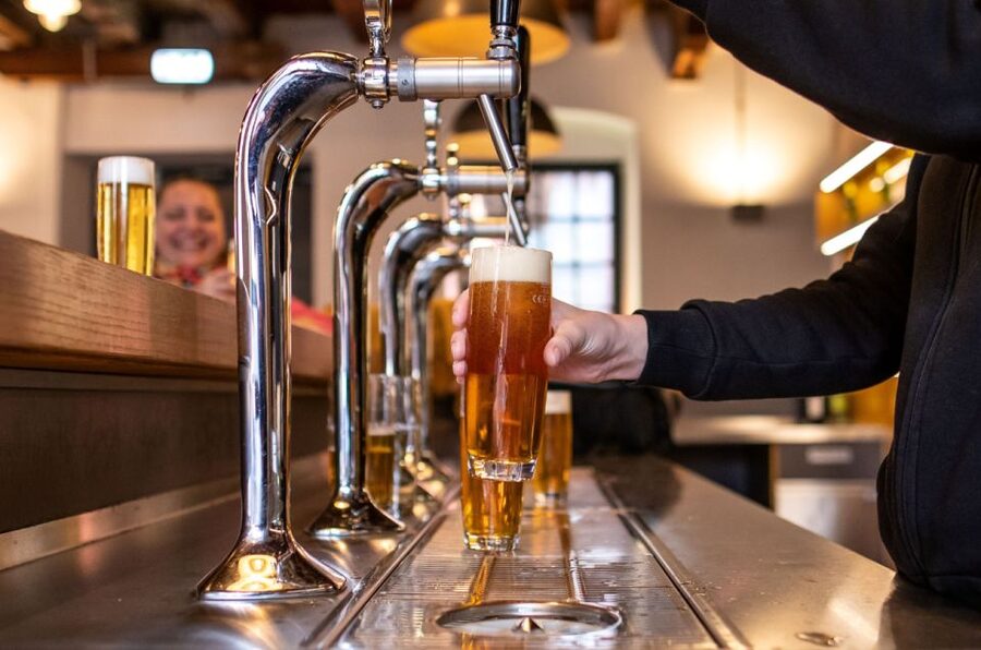 Vienna: Guided tour of the Ottakringer brewery - Should you book the Ottakringer guided brewery tour?