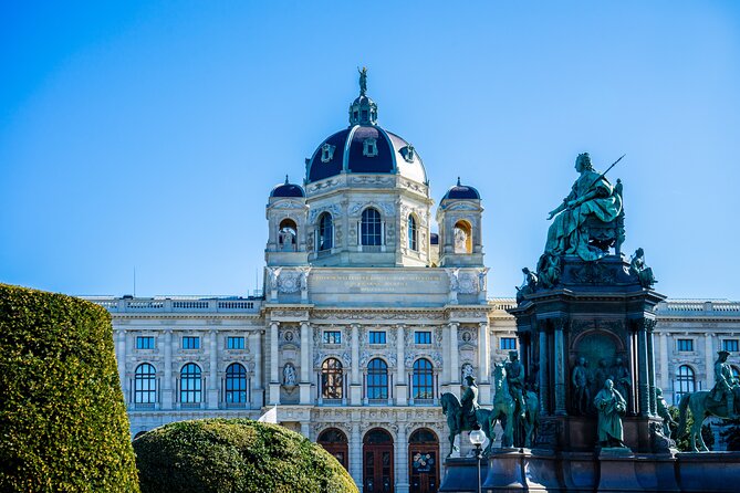 Vienna: Guided Walking Tour of City Highlights in a Small Group - Hofburg, the Imperial Chapel, and the palace as a living complex