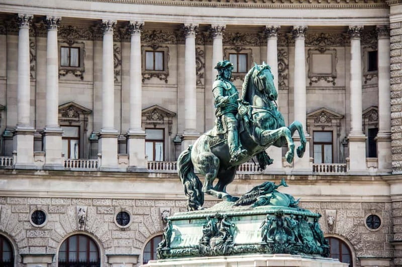 Vienna: Habsburgs Capital, 2hrs. Historical walking Tour - Quick Hits You’ll Feel Right Away