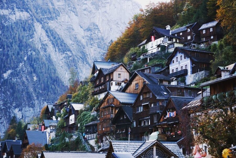 Vienna: Hallstatt & Alpine Peaks Day Trip with Admont Abbey - A 13-hour Alpine sampler from Vienna