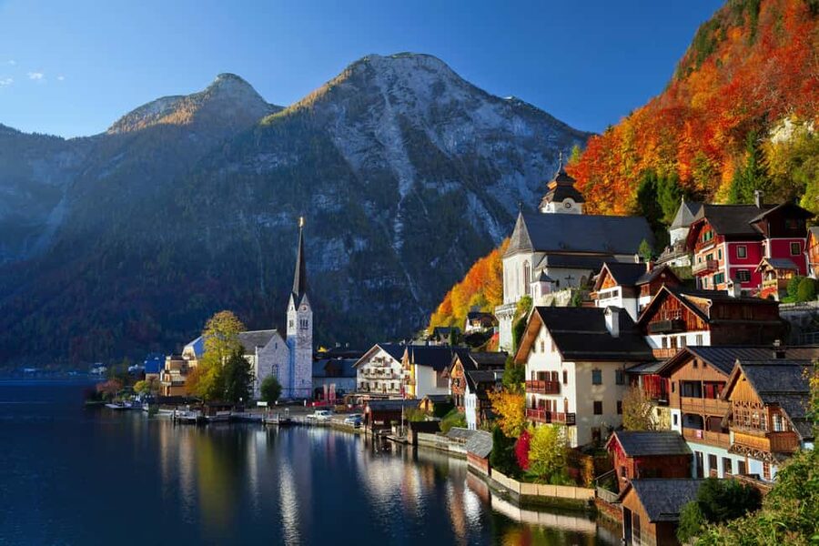 Vienna: Hallstatt, Salzkammergut Day Trip with option boat - Timing, comfort, and what to pack for 12 hours on the clock