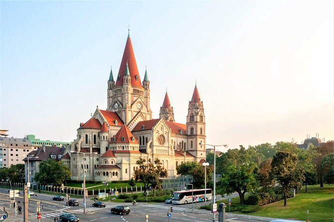 Vienna Highlights: Private Guided Walking Tour - Key Highlights I’d Plan Around