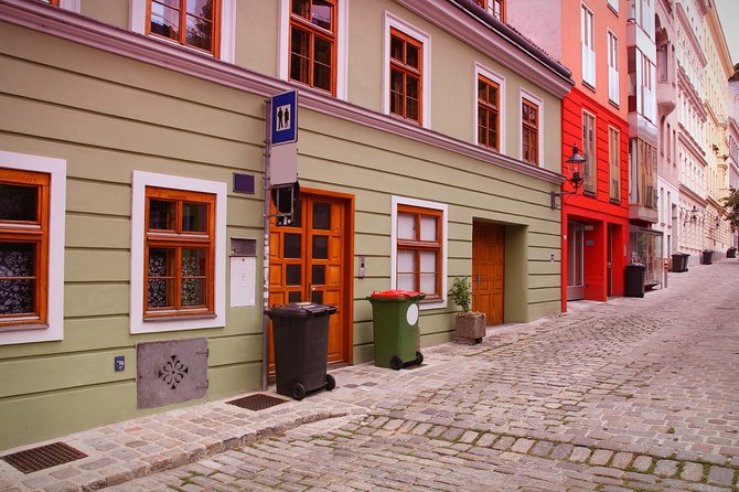 Vienna Highlights Self guided scavenger hunt and Walking Tour - Who this is best for in Vienna