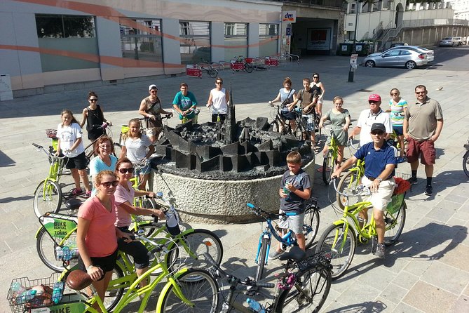 Vienna Highlights Small-Group Bike Tour - Start point in central Vienna, and how the first 15 minutes shape the day