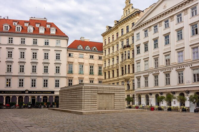 Vienna Historic Center: City Walk with Audio Guide on your Phone - Getting the App Access Right, One Thing to Watch