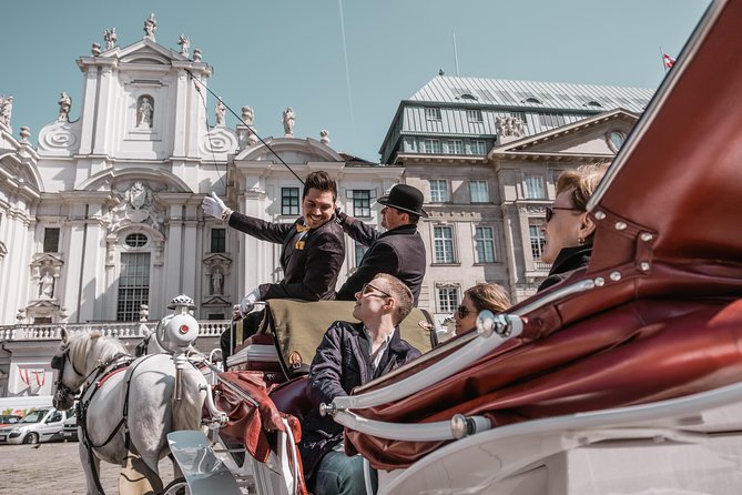 Vienna Horse-Drawn Carriage Ride with Sparkling Wine and Food - The 40 minutes: your inner-city route from Burgtheater to Graben