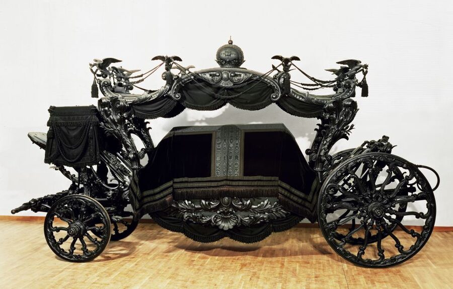 Vienna: Imperial Carriage Museum in Schönbrunn Palace Ticket - Timing your visit at Schönbrunn and saving yourself from ticket-printing stress