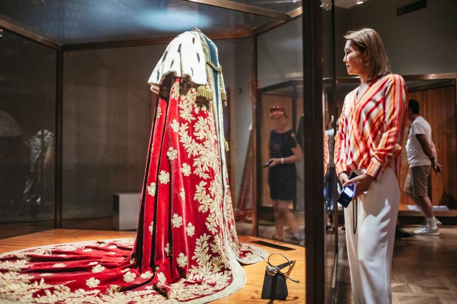 Vienna: Imperial Treasury in the Hofburg Palace - What Makes the Imperial Treasury Worth Your Time