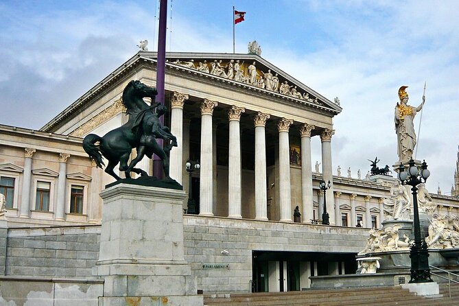 Vienna in 2 Hours: Private Express City Highlights Tour - Key Highlights You’ll Actually Feel in Your Schedule