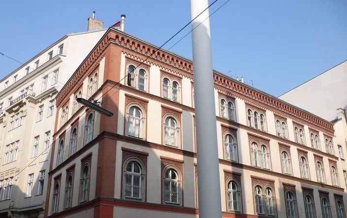 Vienna: Jewish Life in Leopoldstadt 2-Hour Walking Tour - How community institutions shaped everyday life