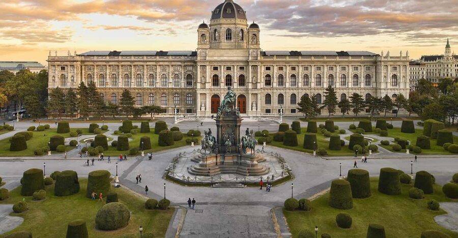 Vienna: Kunsthistorisches and Leopold Museum Combo Ticket - Kunsthistorisches Museum Vienna: Habsburg power meets masterworks